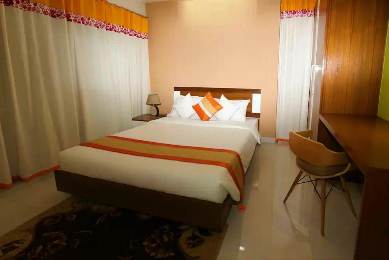 Naas Serviced Apartments ธากา ภายนอก รูปภาพ
